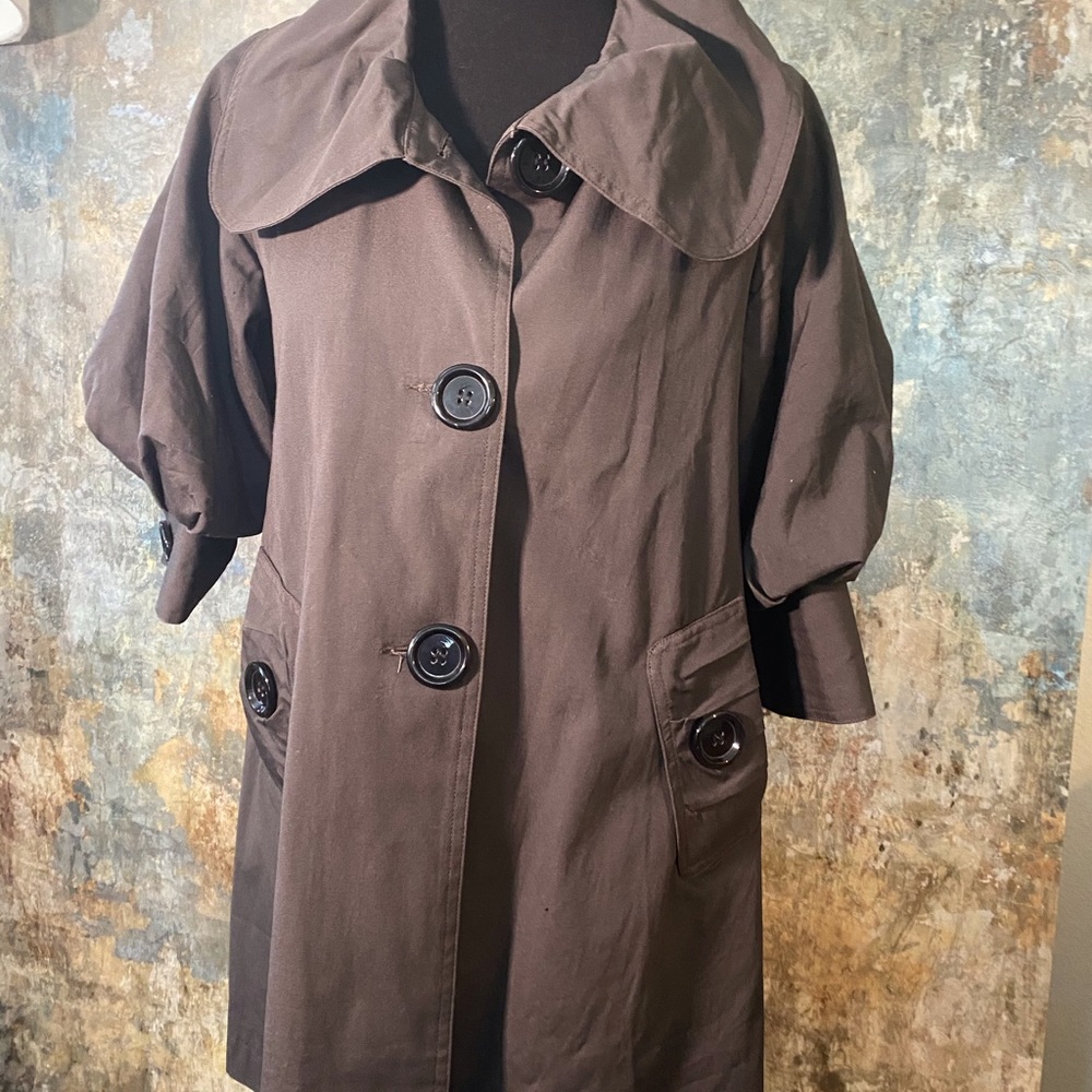 Hazel trench with big buttons